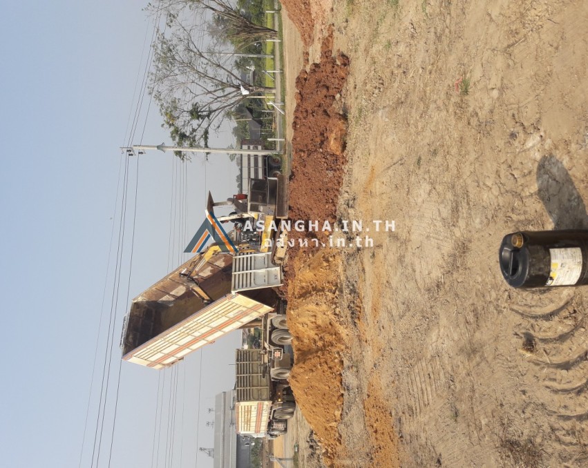 ขายดินถมทั่วไป  พร้อมส่งดิน ขายดิน  ขายหน้าดินปลูกต้นไม้ ขายอิฐหักเศษปูน0847205412